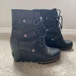 Sorel Women's Black Wedge Boots | Sz 7